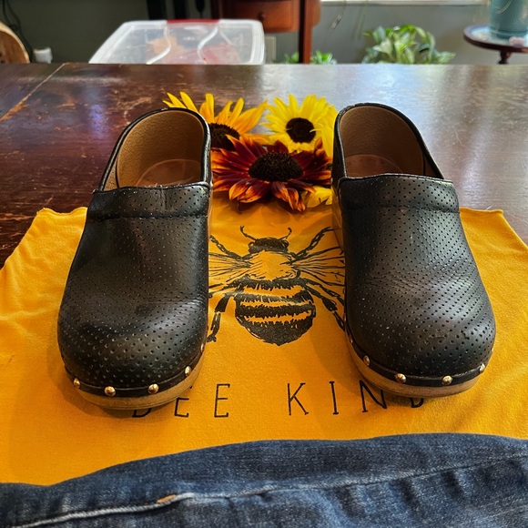 Dansko - Picture 2 of 4